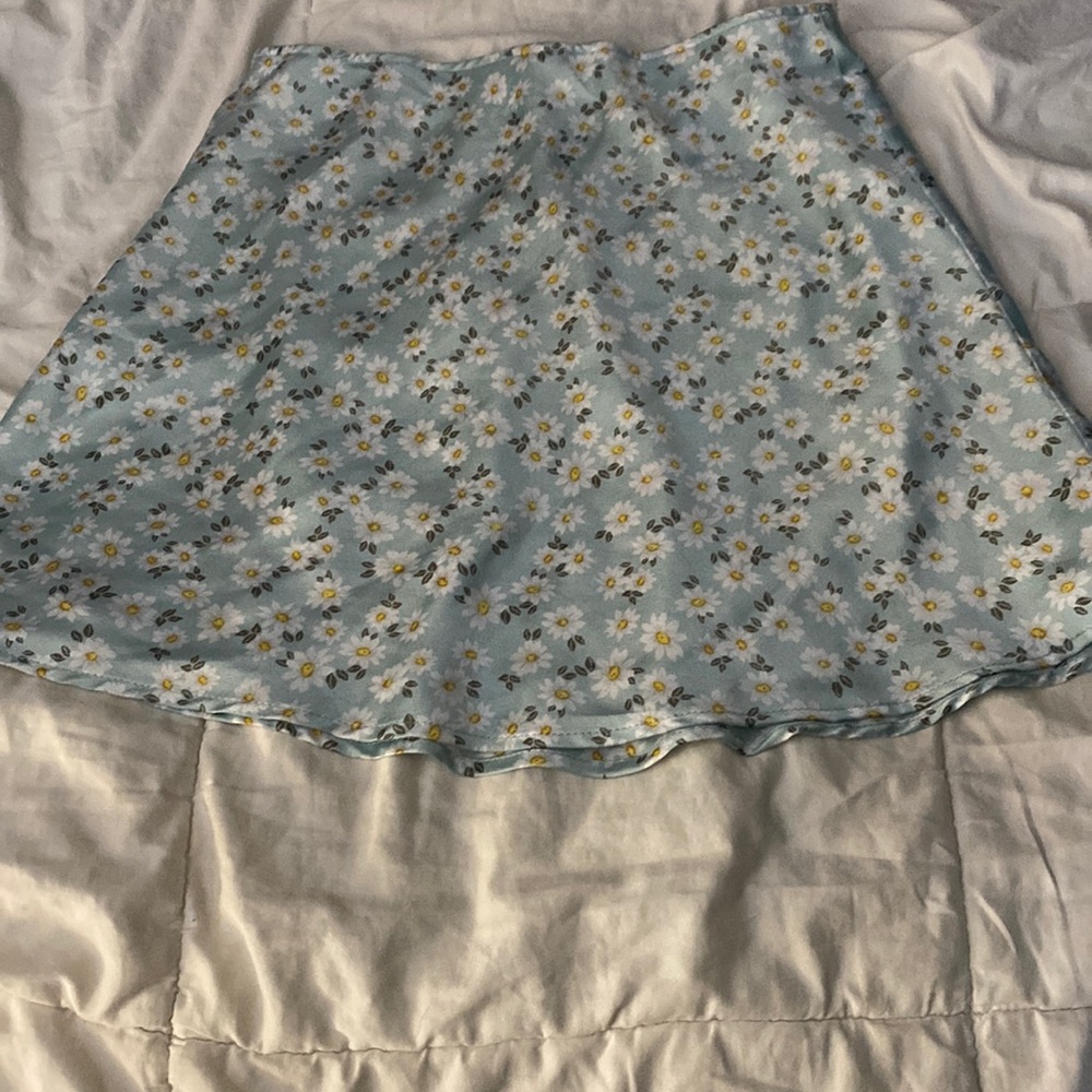 Flowered skirt
